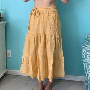 Yellow skirt